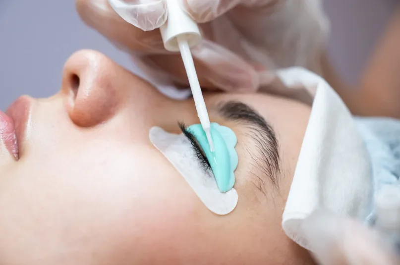 Lash lift treatment in Newport